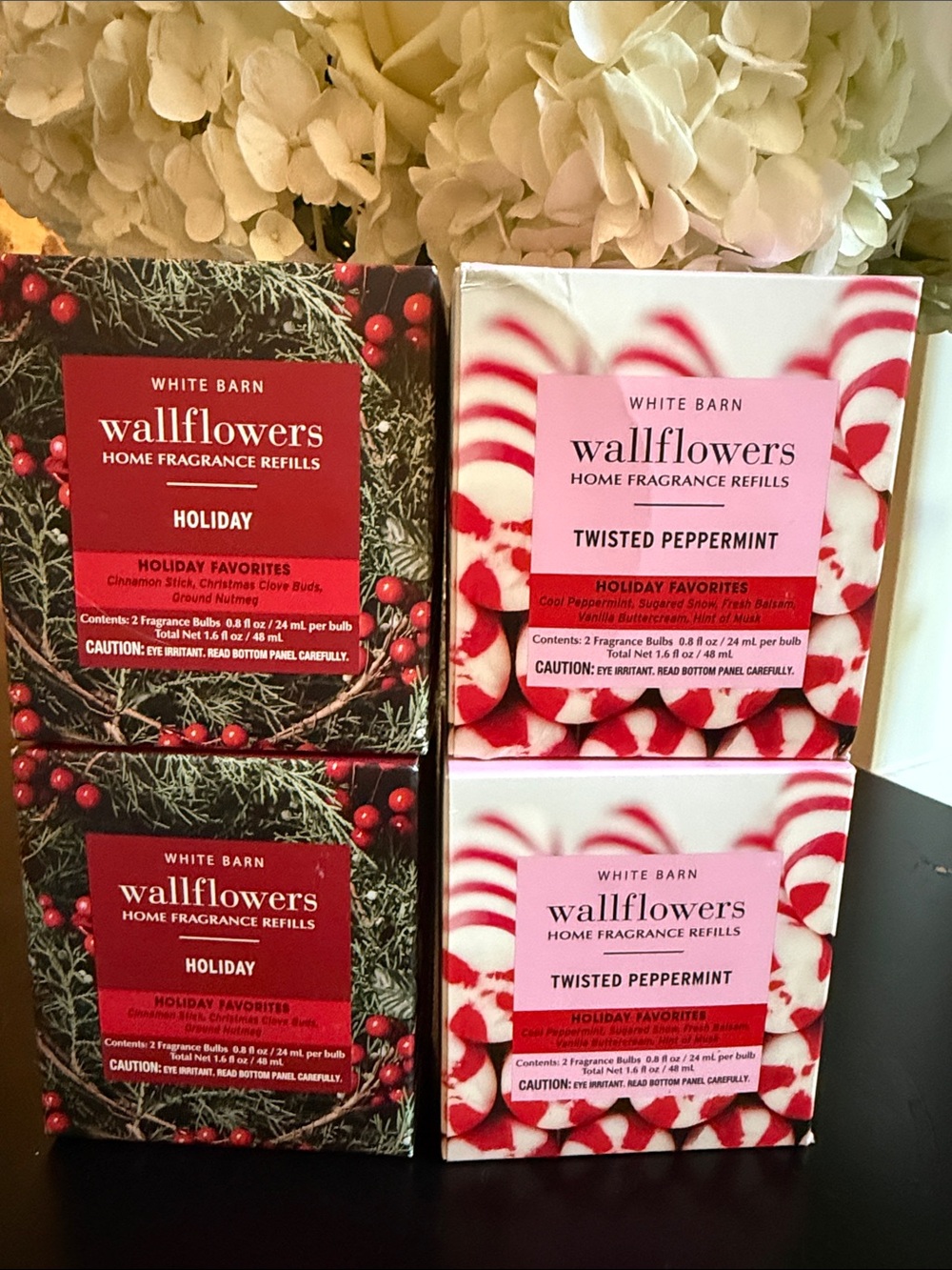 Bath & Body works wallflowers refill 2 pk x4